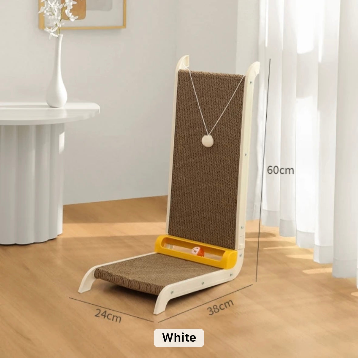 Cat vertical scratcher