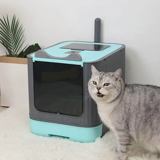 Cat closed litter box