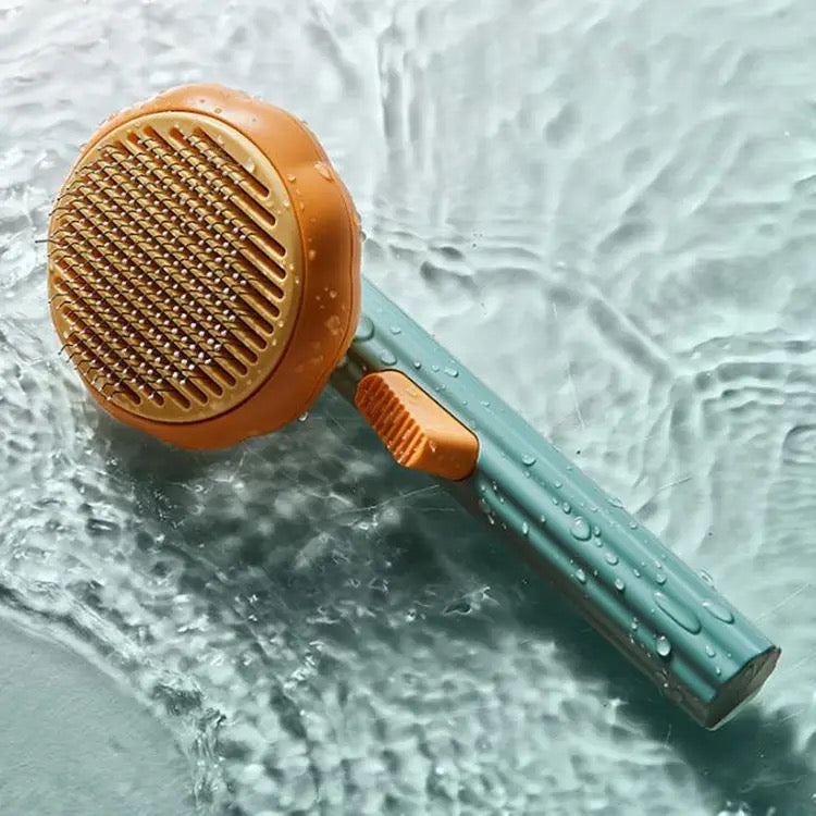 Comb with button (flower)